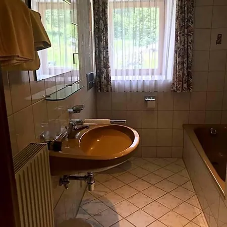 Zum Gamsjaeger Hotell 3*
